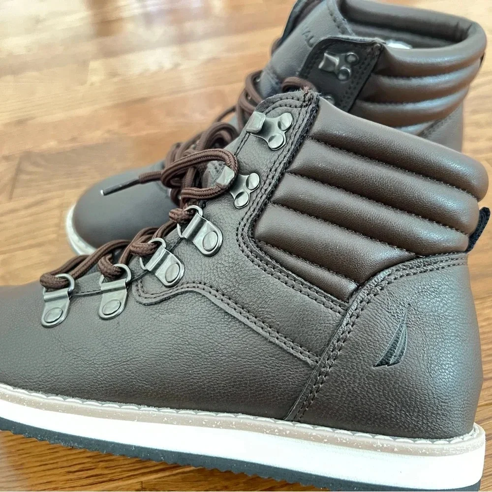 NAUTICA Alize Kids Ankle Chukka Boots Leather LaceUp Lug Sole sz Youth 3 Outdoor